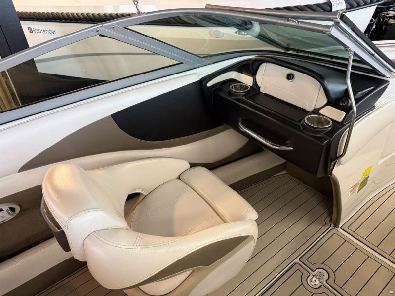 Crownline 215 SS
