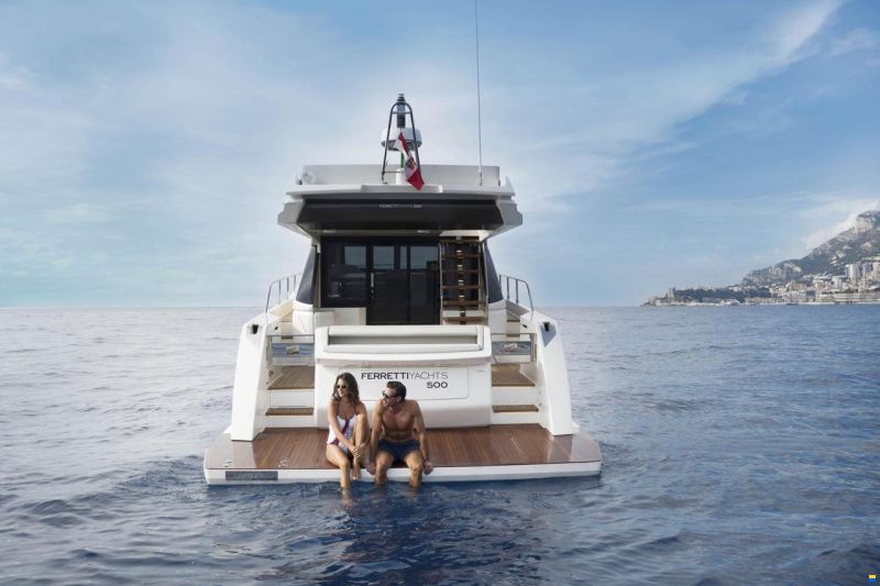 Ferretti 500