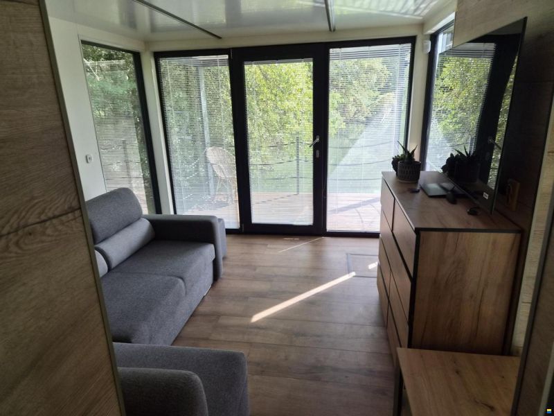 HOUSEBOAT SCHAB 12,1x3m