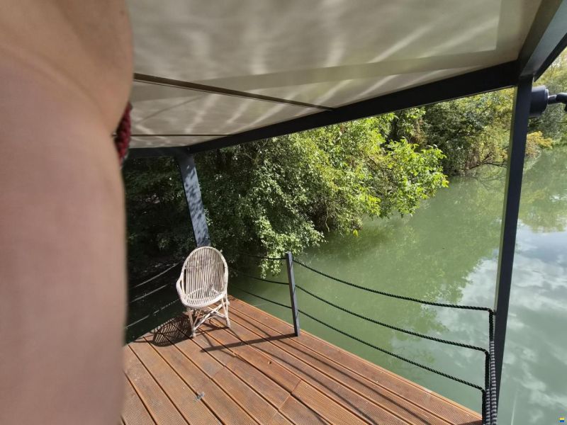 HOUSEBOAT SCHAB 12,1x3m