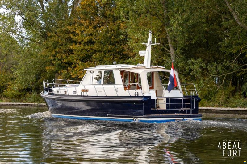 Valk Merlin 1400