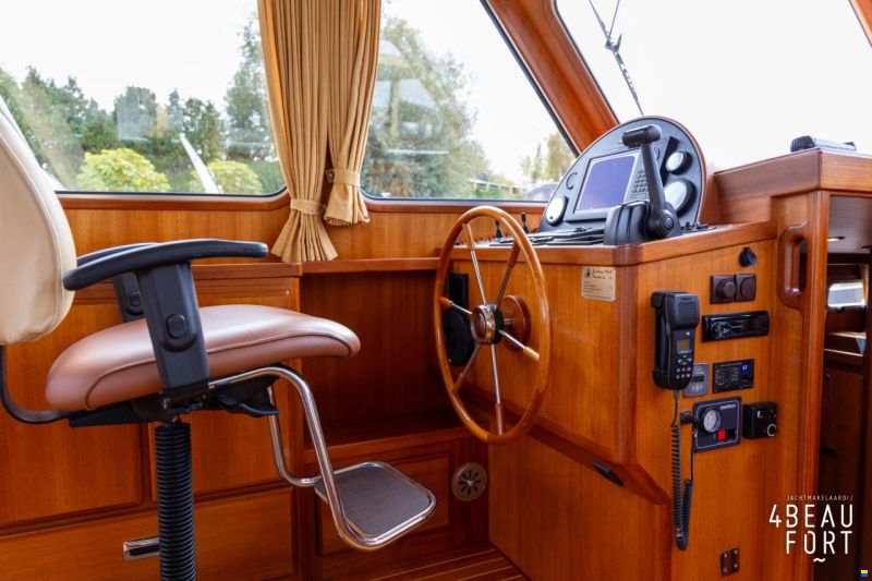 Valk Merlin 1400