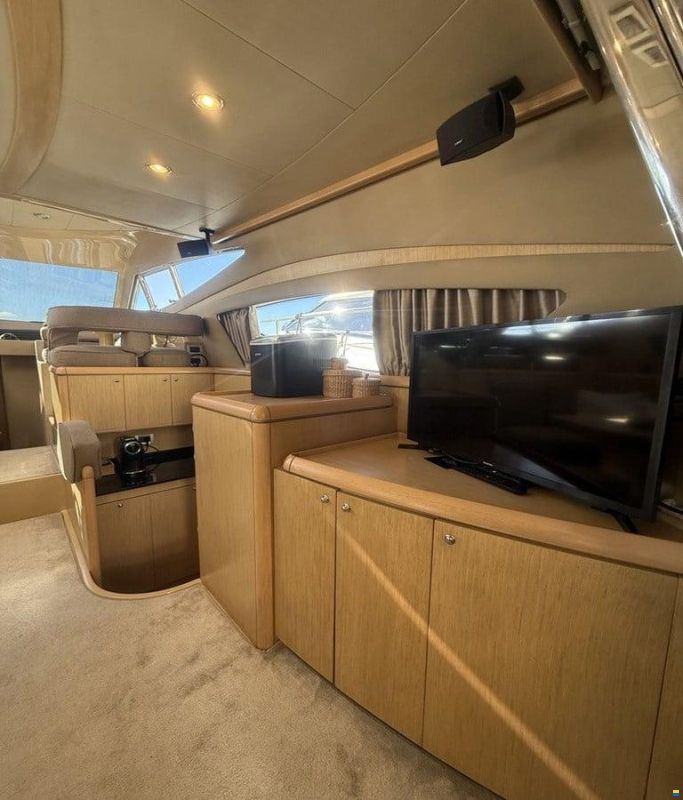 Ferretti 460 Fly