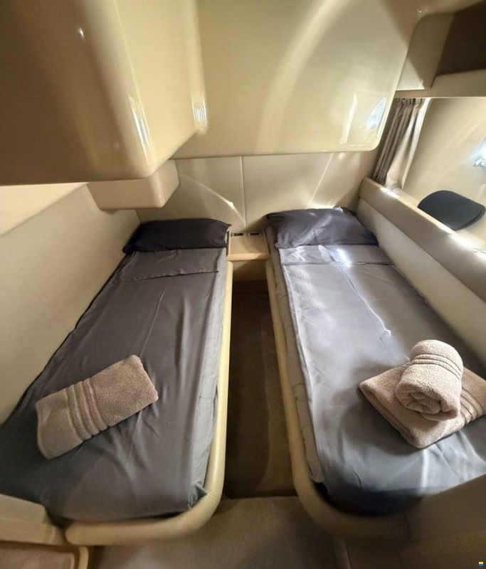 Ferretti 460 Fly