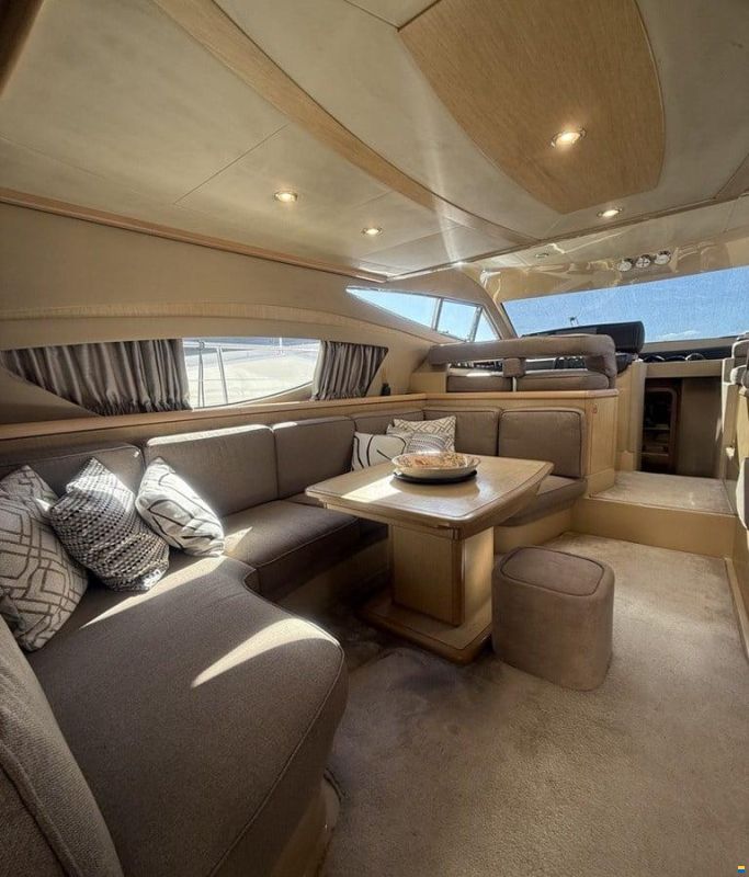 Ferretti 460 Fly