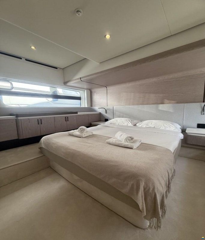Azimut 53 Fly