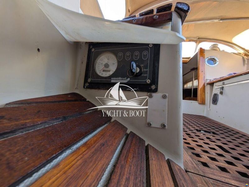 Bianca Commander 31