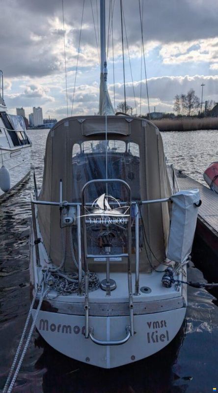 Bianca Commander 31