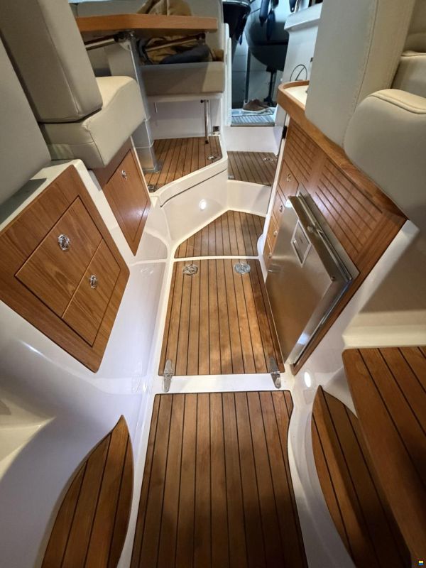 Aquador 28 HT