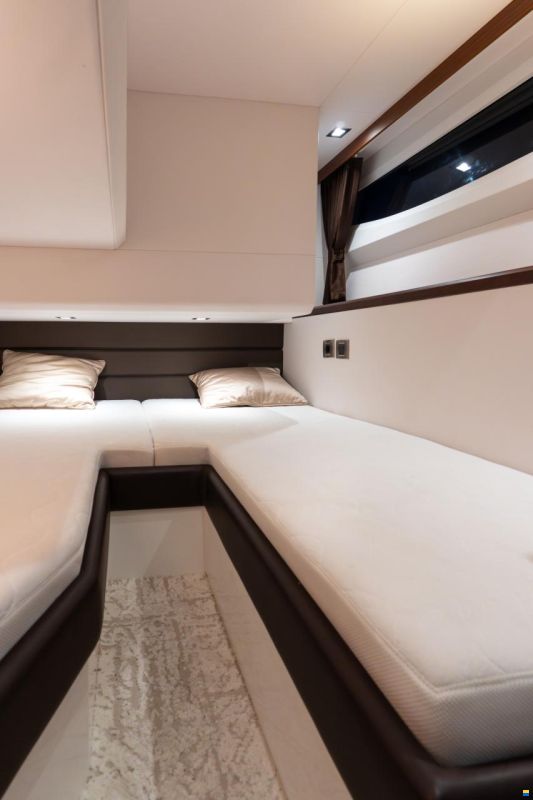Galeon 420 Fly