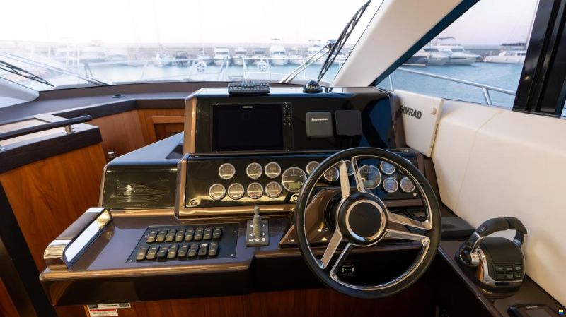 Galeon 420 Fly