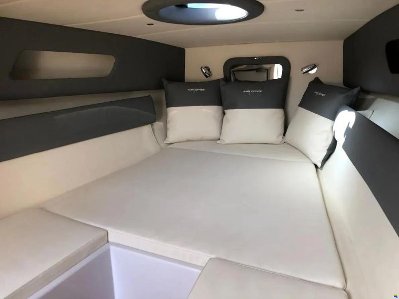 A. Mostes 255 Venere