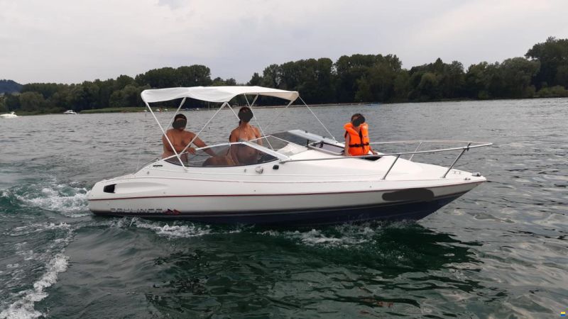 Bayliner 2052 Capri Cuddy