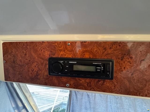 Rio Iberica 800 Cabin Fish