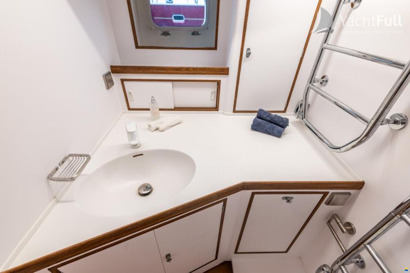 Van Dam Nordia 82 Ketch