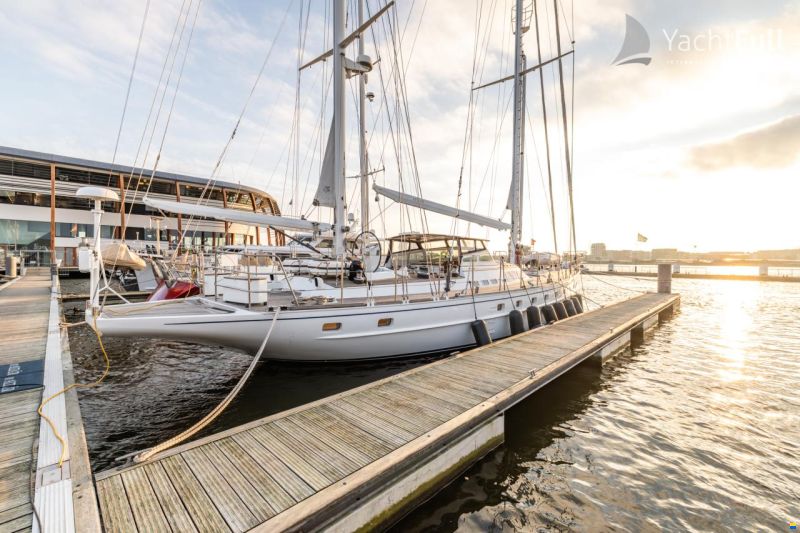 Van Dam Nordia 82 Ketch