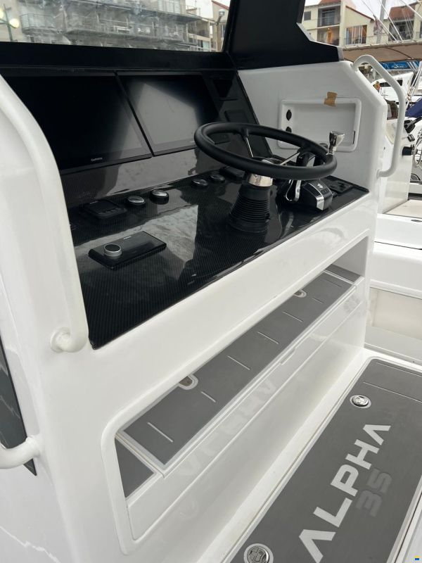 Gecat Alpha 35