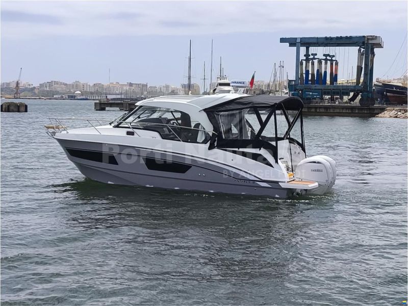 Beneteau Antares 9 OB