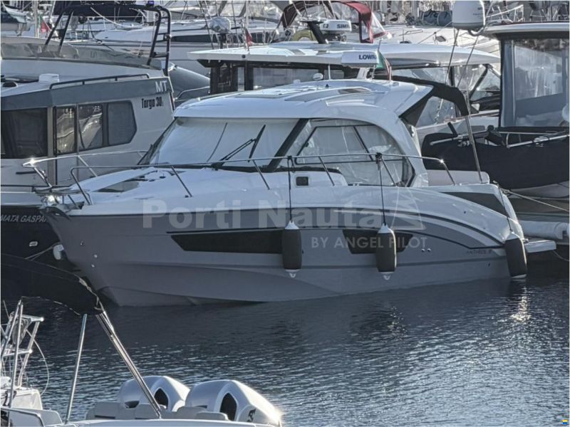 Beneteau Antares 9 OB