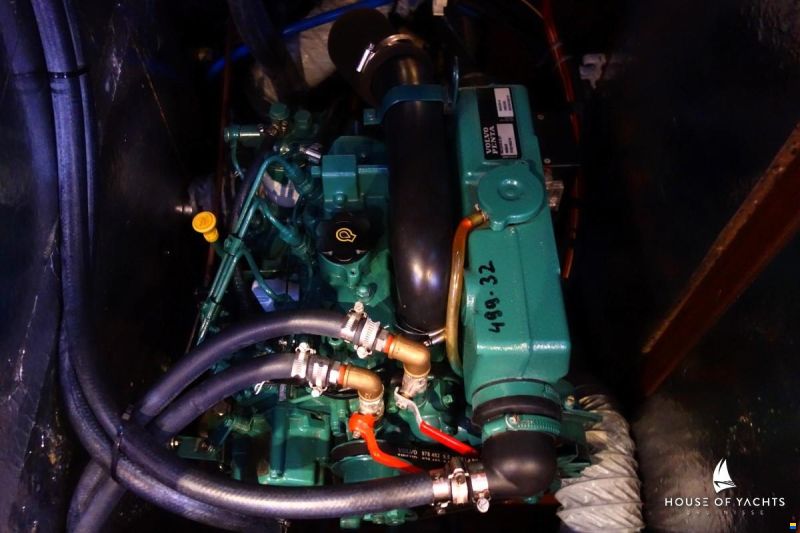 Bavaria 32