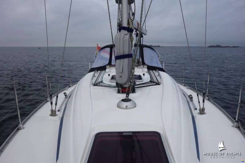 Bavaria 32