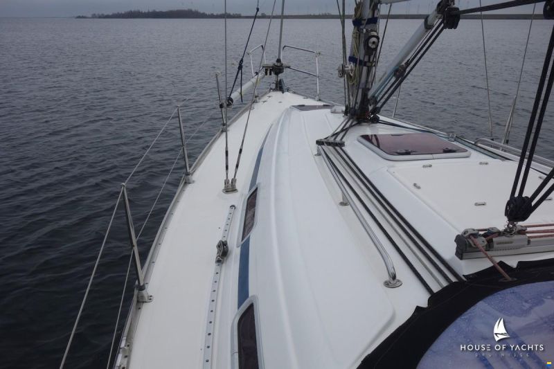 Bavaria 32