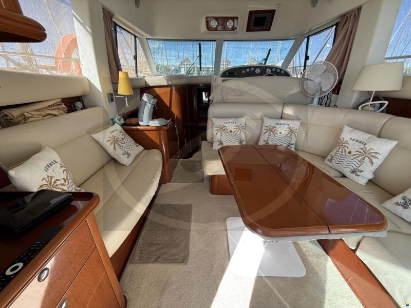 Prestige 36