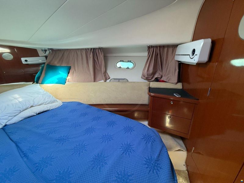 Prestige 36