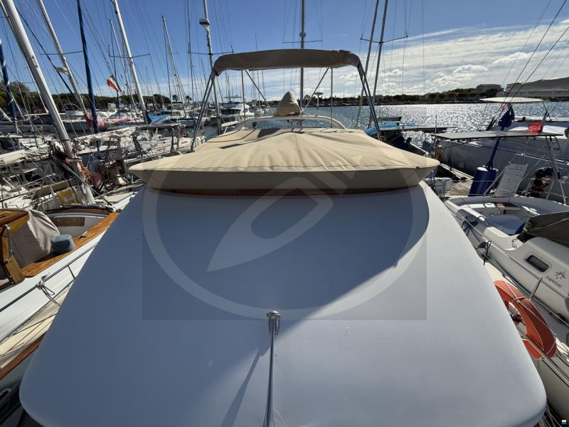 Prestige 36