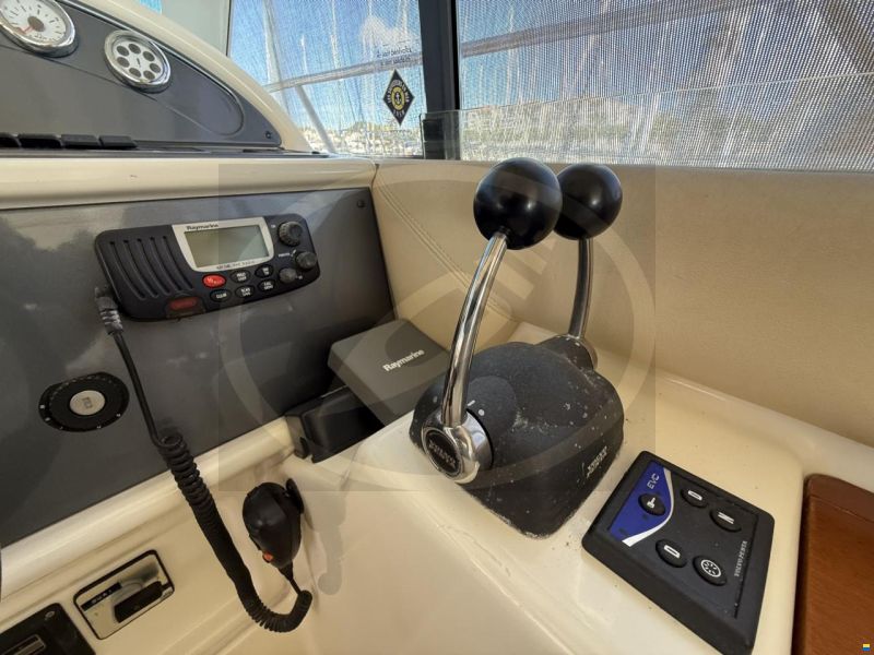 Prestige 36
