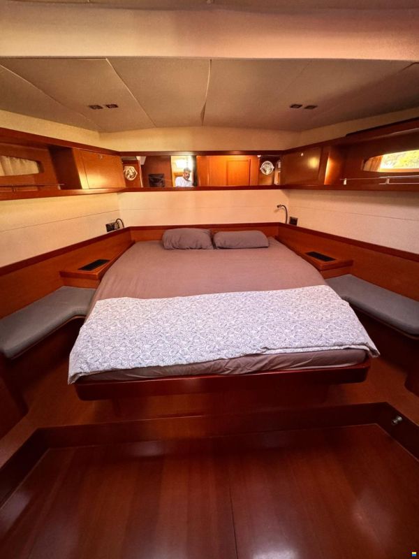 Beneteau Oceanis 58
