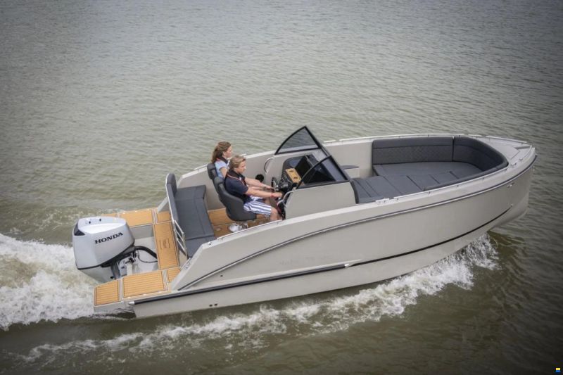 Maxima 700 Sport