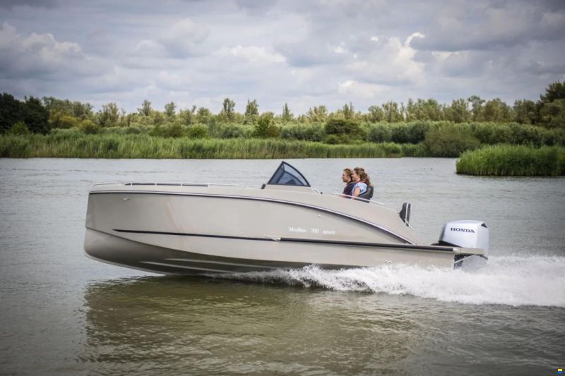 Maxima 700 Sport