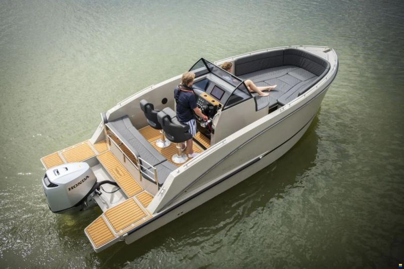 Maxima 700 Sport