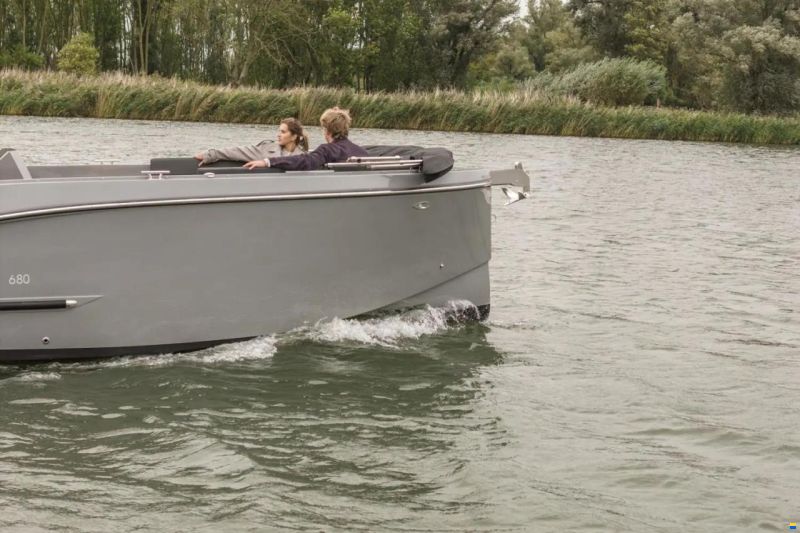 Maxima 680 Sport Lounge