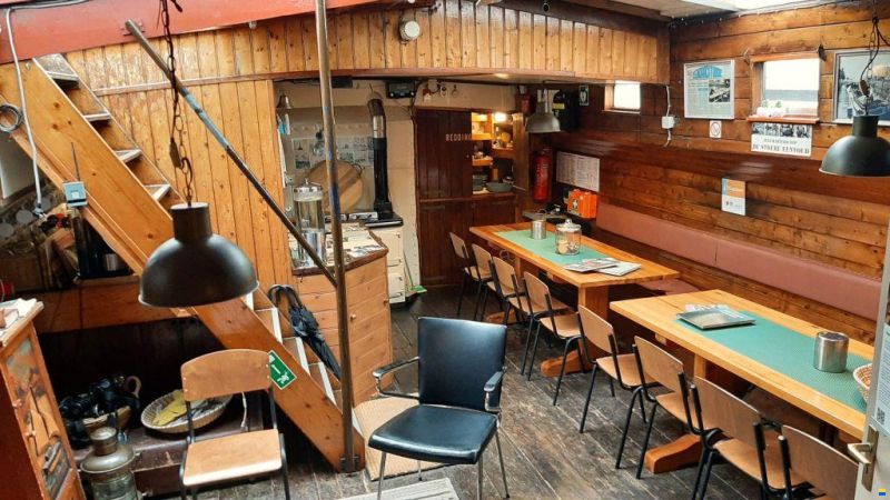 Tjalk Woonschip ex charter