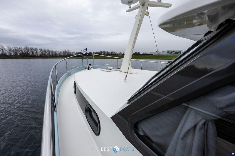 Linssen 30 SL Sedan