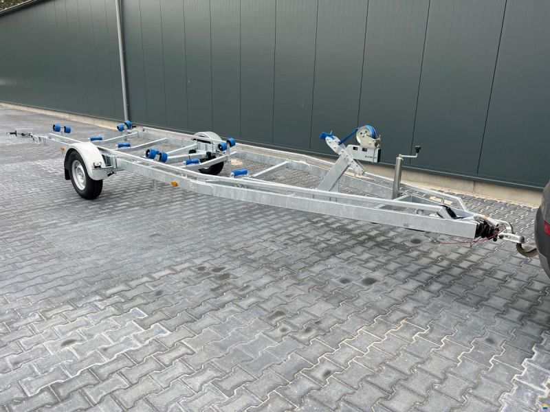 1350, 1500, 1800, 2700, 3000 en 3500kg