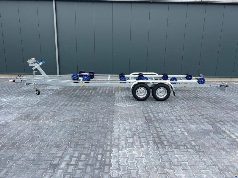 K 3500 kg. FLEX ROLL met wegklapbare LE