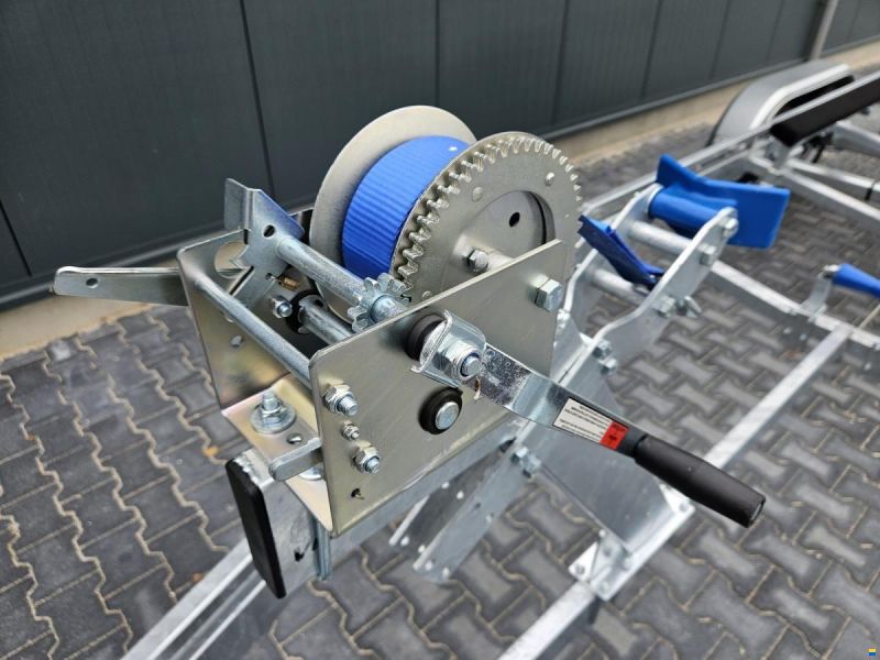 F 2700 kg. Balken trailer met Wegklapbar