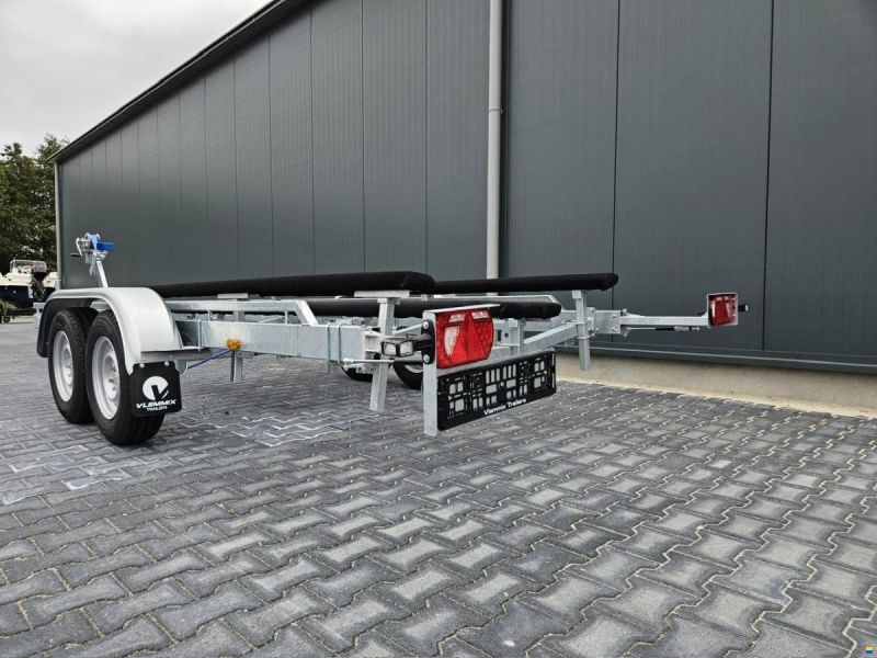 F 2700 kg. Balken trailer met Wegklapbar