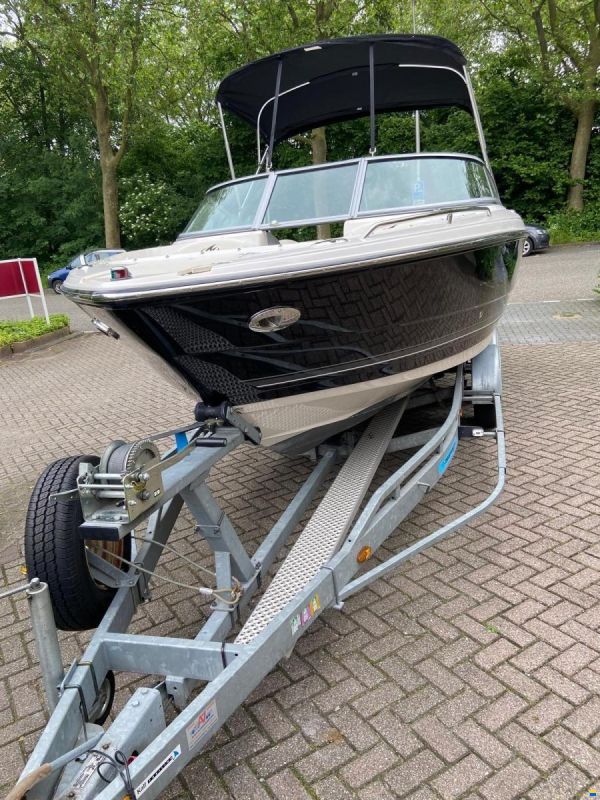 2700 kg trailering