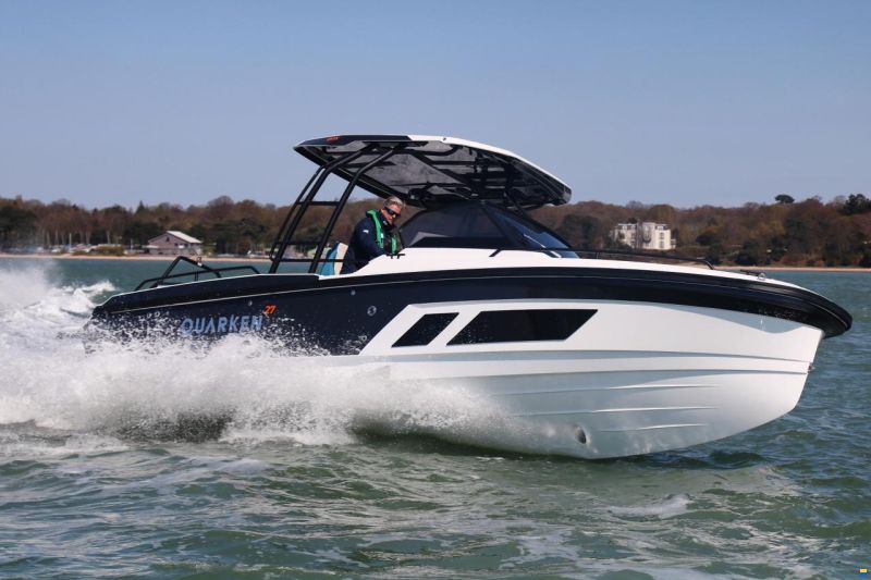 Quarken 27 T-Top