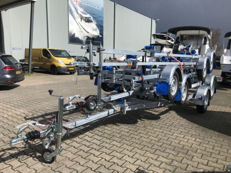 3 Modellen ongeremde 650 en 750 kg
