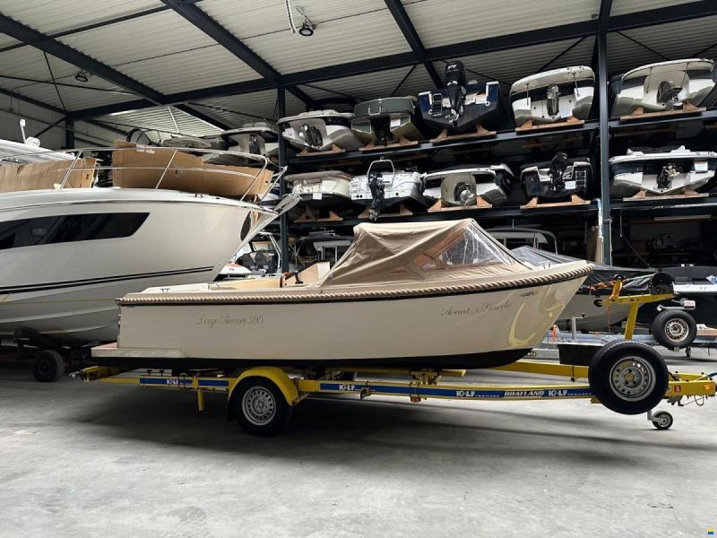 Lago Amore 595 Tender