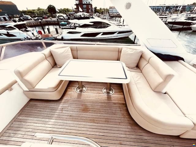 Elegance 68