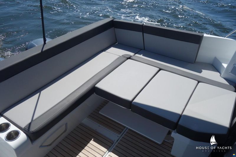 Jeanneau Merry Fisher 895