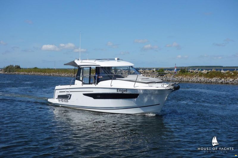 Jeanneau Merry Fisher 895