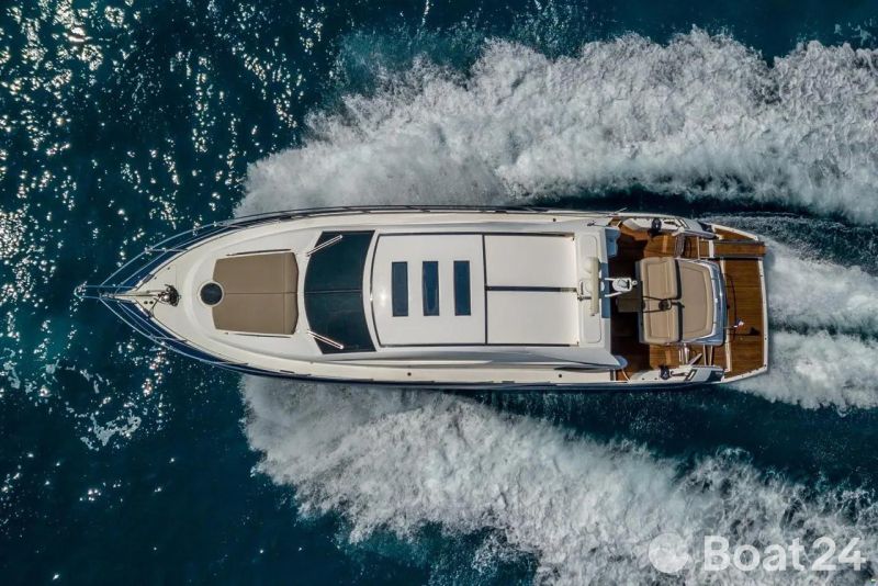 Sunseeker Predator 52