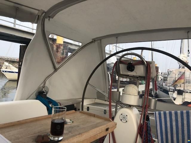Dufour 40 Performance